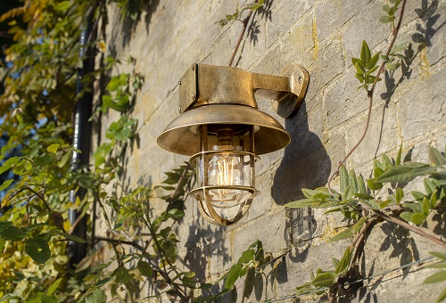 Small outdoor light deals fixtures