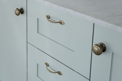 Stylish handles to refresh your interiors or update tired