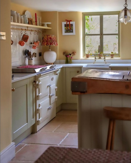 Find Your Perfect Kitchen Colour With Edward Bulmer Natural Paints ...